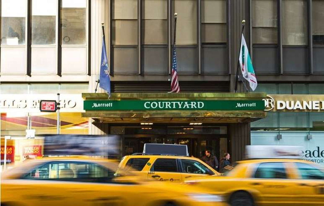 Courtyard New York Manhattan/Midtown East Екстер'єр фото